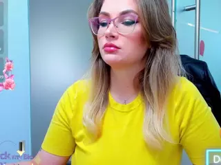 evelynerosse's Live Sex Cam Show