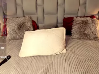 nickytouse's Live Sex Cam Show