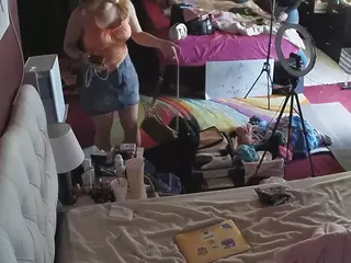 Sexy Girls Room's Live Sex Cam Show