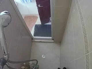 Sexy Girl Shower's Live Sex Cam Show