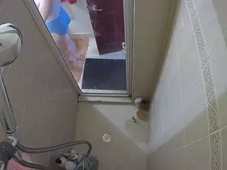 Sexy Girl Shower's Live Sex Cam Show