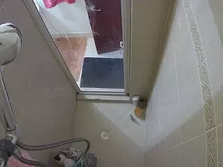 Sexy Girl Shower's Live Sex Cam Show