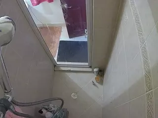 Sexy Girl Shower's Live Sex Cam Show
