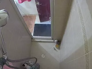 Sexy Girl Shower's Live Sex Cam Show