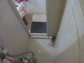Sexy Girl Shower's Live Sex Cam Show