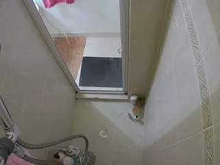 Sexy Girl Shower's Live Sex Cam Show