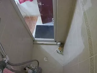 Sexy Girl Shower's Live Sex Cam Show
