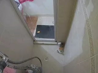 Sexy Girl Shower's Live Sex Cam Show