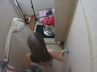 Sexy Girl Shower's Live Sex Cam Show