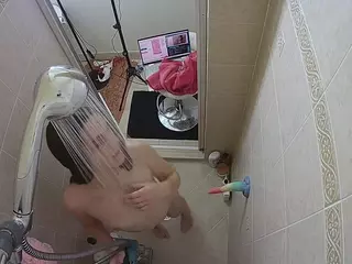 Sexy Girl Shower's Live Sex Cam Show