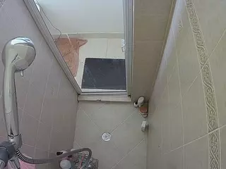 Sexy Girl Shower's Live Sex Cam Show