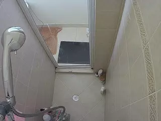 Sexy Girl Shower's Live Sex Cam Show