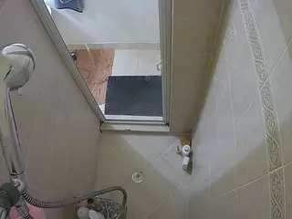Sexy Girl Shower's Live Sex Cam Show