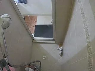 Sexy Girl Shower's Live Sex Cam Show