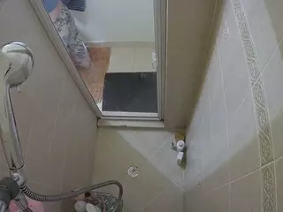 Sexy Girl Shower's Live Sex Cam Show