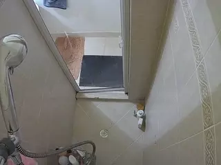 Sexy Girl Shower's Live Sex Cam Show