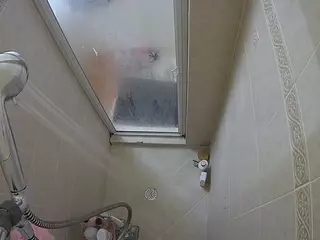 Sexy Girl Shower's Live Sex Cam Show