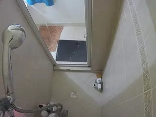 Sexy Girl Shower's Live Sex Cam Show