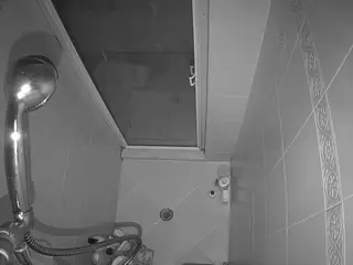 Sexy Girl Shower's Live Sex Cam Show
