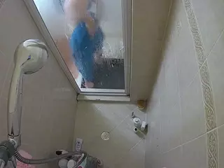 Sexy Girl Shower's Live Sex Cam Show