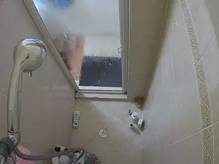 Sexy Girl Shower's Live Sex Cam Show