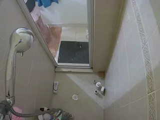 Sexy Girl Shower's Live Sex Cam Show