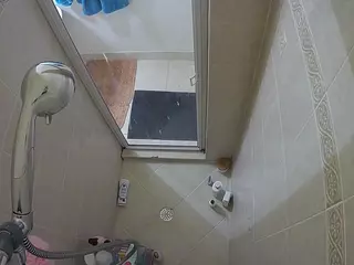Sexy Girl Shower's Live Sex Cam Show