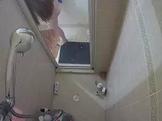 Sexy Girl Shower's Live Sex Cam Show