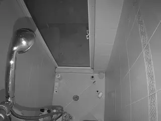 Sexy Girl Shower's Live Sex Cam Show