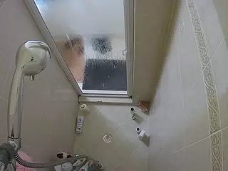 Sexy Girl Shower's Live Sex Cam Show