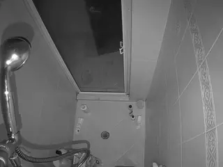 Sexy Girl Shower's Live Sex Cam Show