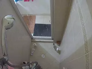Sexy Girl Shower's Live Sex Cam Show