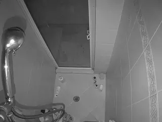 Sexy Girl Shower's Live Sex Cam Show