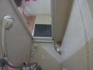 Sexy Girl Shower's Live Sex Cam Show