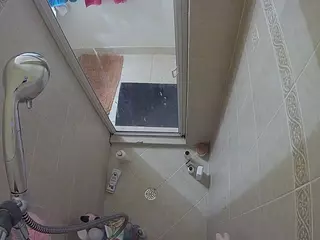 Sexy Girl Shower's Live Sex Cam Show