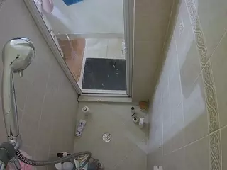 Sexy Girl Shower's Live Sex Cam Show