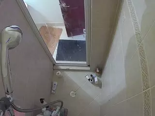 Sexy Girl Shower's Live Sex Cam Show
