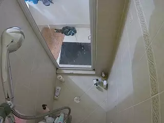 Sexy Girl Shower's Live Sex Cam Show