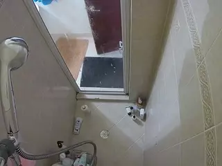 Sexy Girl Shower's Live Sex Cam Show