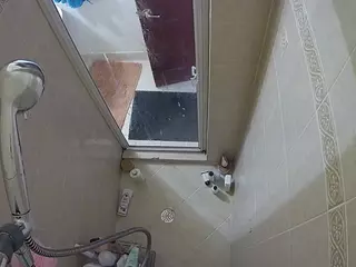 Sexy Girl Shower's Live Sex Cam Show