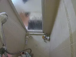 Sexy Girl Shower's Live Sex Cam Show