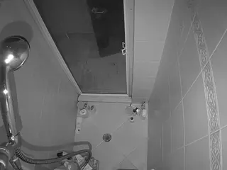 Sexy Girl Shower's Live Sex Cam Show