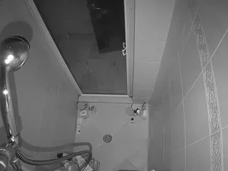 Sexy Girl Shower's Live Sex Cam Show