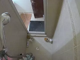 Sexy Girl Shower's Live Sex Cam Show