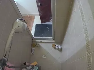 Sexy Girl Shower's Live Sex Cam Show