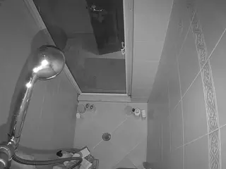 Sexy Girl Shower's Live Sex Cam Show