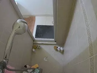 Sexy Girl Shower's Live Sex Cam Show