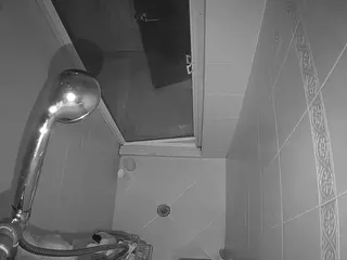 Sexy Girl Shower's Live Sex Cam Show