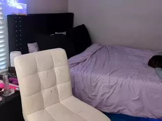 Livys Bedroom's Live Sex Cam Show