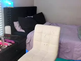 Livys Bedroom's Live Sex Cam Show